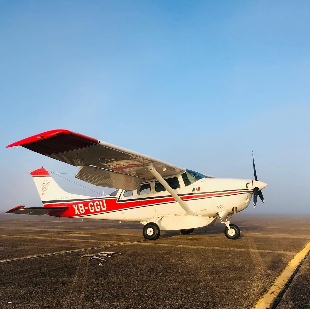 Vuelo sobre la costa